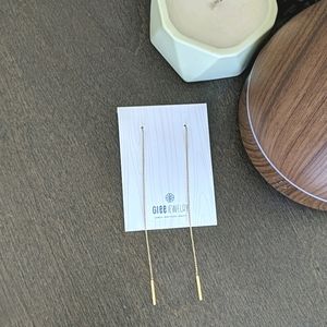 NEW Bar Threaded Earring